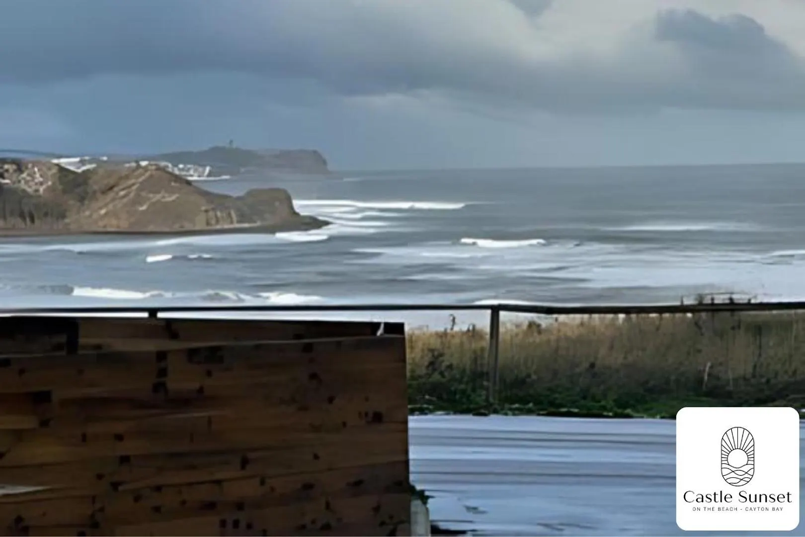 Luxury 4-Bedroom Beachfront Home With Hot Tub & Games Room Cayton Vila